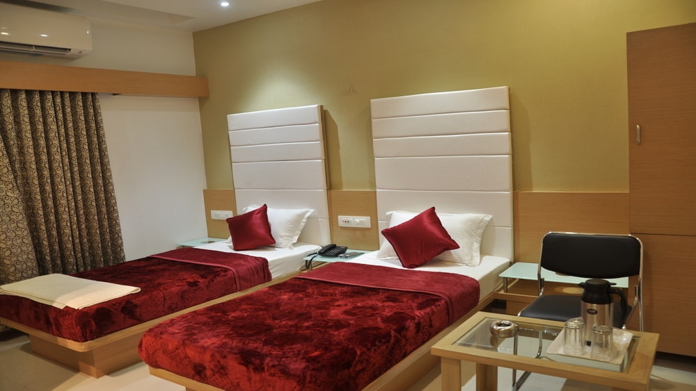 Hotel Ashish Near by Platinum plaza